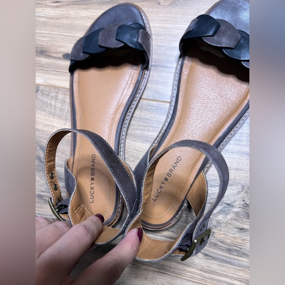 Lucky Brand Kyndall Ankle Strap Sandal Size 9.5 - Picture 7 of 8